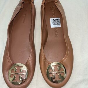 Tory Burch Tan Leather Logo Ballet Flats with Gold Emblem